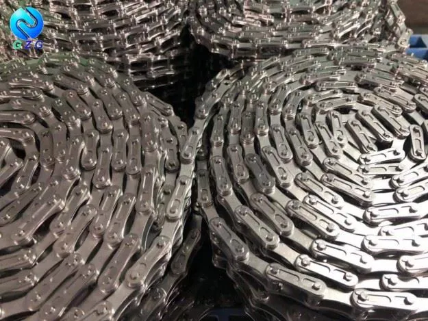 Standard-Rollenkette mit doppelter Teilung aus Edelstahl